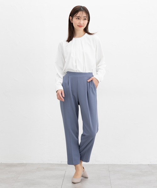 Honeys（ハニーズ）の「タック使いブラウス（シャツ/ブラウス・レディース・ブラック/クリーム/ホワイト/グレイッシュブルー・M/3L/S/LL/L）」の5枚目の写真