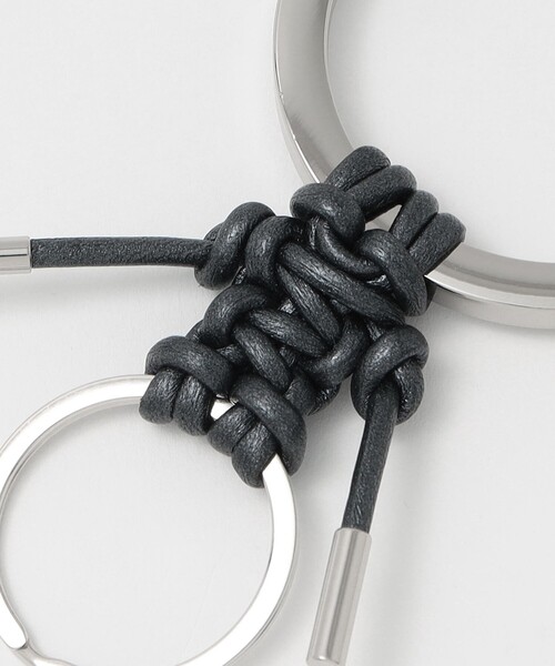 ITTI（イッチ）の「＜ITTI＞CRISTY KNOT キーリング（キーホルダー・レディース・ブラック/シルバー/ダークグレー・FREE）」の7枚目の写真