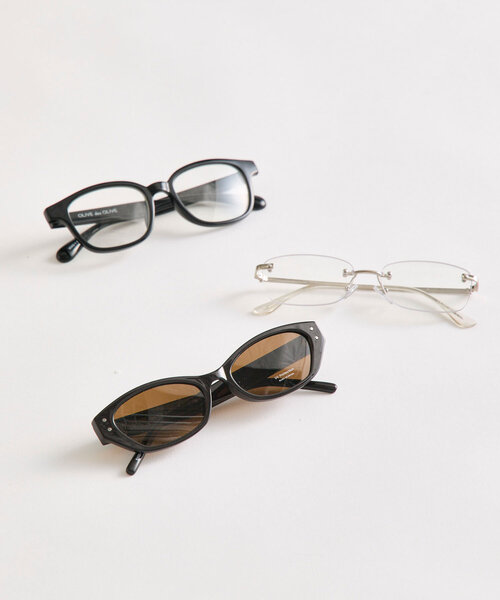 OLIVE des OLIVE（オリーブデオリーブ）の「黒ブチメガネ（メガネ・レディース・ブラック・FREE）」の2枚目の写真