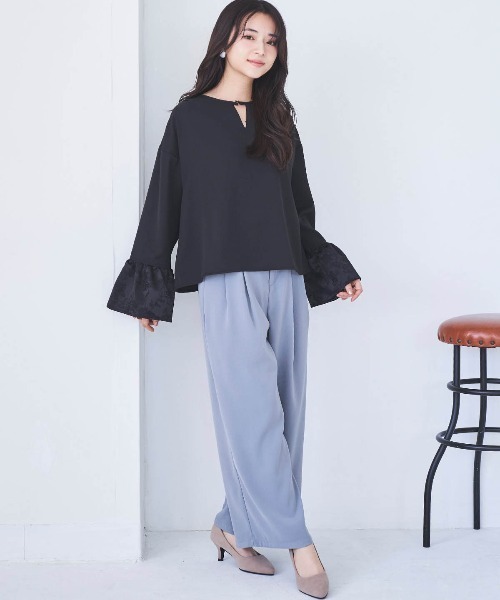 mil(ミル)の「【150㎝前後の小柄さんサイズ】フレアスリーブ キーネックブラウス(シャツ/ブラウス・レディース・オフホワイト/ライトグリーン/ブラック・S/XS)」の20枚目の写真