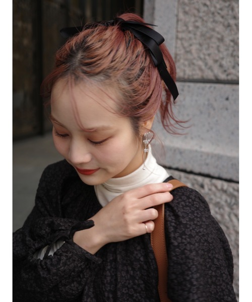 jumelle（ジュメロ）の「【結婚式/オケージョン】tape ribbon shushu（シュシュ・レディース・ブラック・FREE）」の2枚目の写真