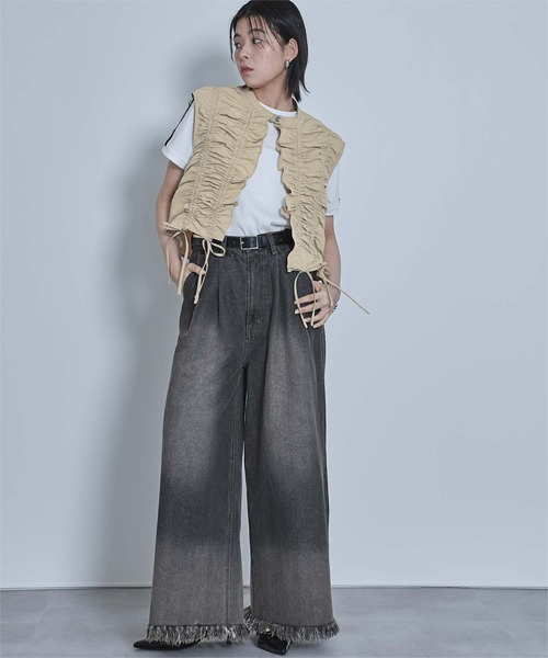 miette(ミエット)の「ドロストギャザーベスト(ベスト・レディース・ベージュ/ブラック・FREE)」の14枚目の写真