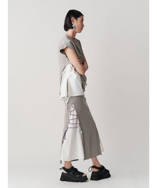 UN3D.（アンスリード）の「WAVE CODE KNIT SK / ウェーブコードニットスカート（スカート・レディース・ベージュ/カーキ/ブラック・38/36）」の7枚目の写真