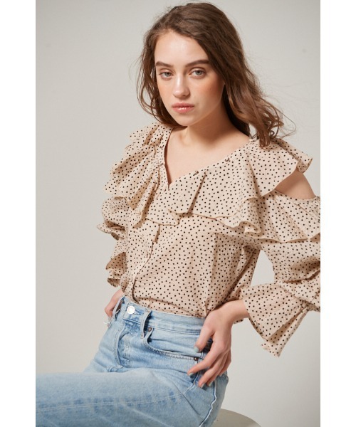 estella.k エステラケー ブラウス セール】Cold Shoulder Long-Sleeved Blouse コールドショルダー