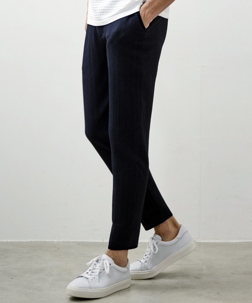 g-stage（ジーステージ）の「サマーニット ヘリンボーン ハニカムパンツ　ジ－ステ－ジ（その他パンツ・メンズ・ブラック/ベージュ・44/46/48/50/52）」の2枚目の写真