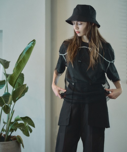 Muel Chic(ミュエルシック)の「Pal tulle CS パルチュールカットソー(Tシャツ/カットソー・レディース・ブラック/ホワイト/スカイブルー系・FREE)」の13枚目の写真