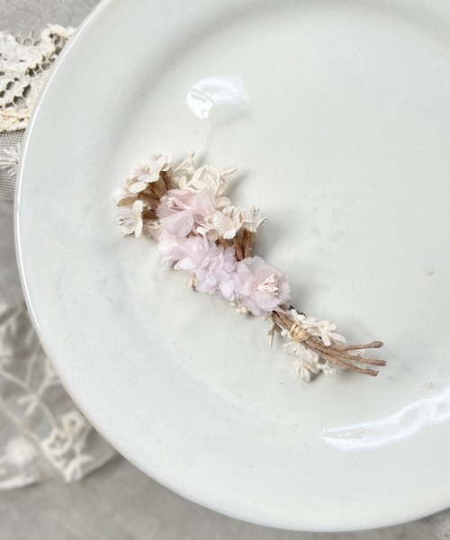 m.soeur（エムスール）の「桜の花束クリップ（バレッタ/ヘアクリップ・レディース・ピンク・FREE）」の5枚目の写真