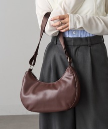 【MAGASIN DE MODE Onjna】ソフト合皮ハーフムーンショルダー SNBD