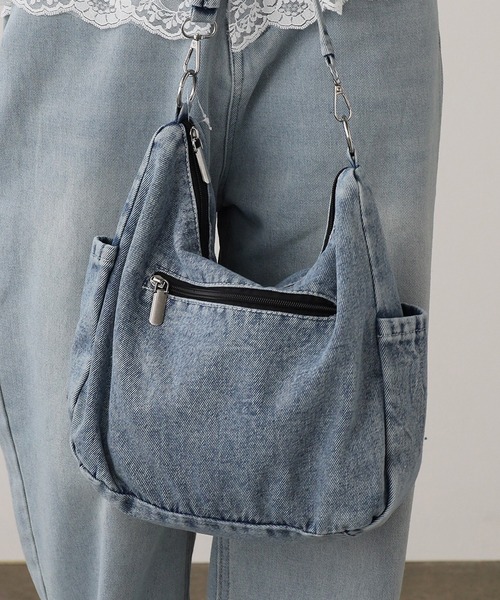 ROOPTOKYO（ループトウキョウ）の「Denim motif shoulder bag / デニムモチーフ ショルダーバック（ショルダーバッグ・メンズ・ライトブルー/ブラック/ブルー・FREE）」の3枚目の写真