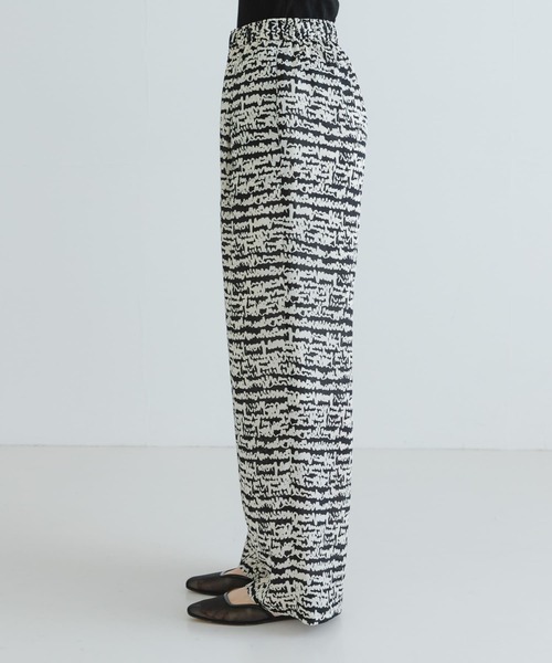 URBAN RESEARCH（アーバンリサーチ）の「『イージーケア』SPRINTEXプリントイージーパンツ（その他パンツ・レディース・その他1/その他2・FREE）」の17枚目の写真