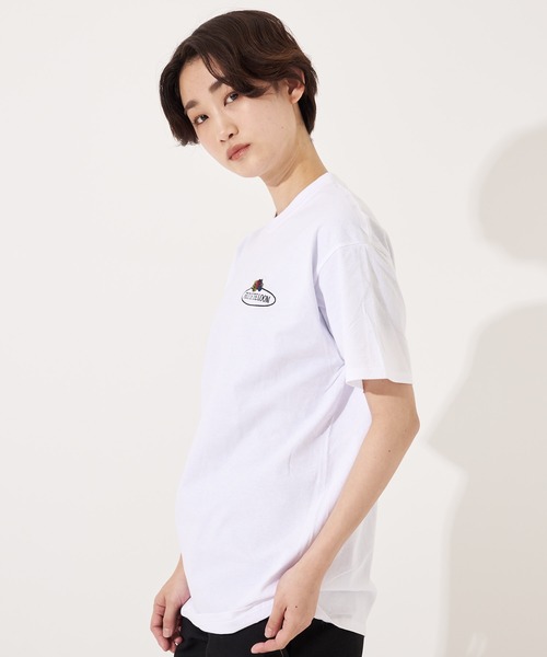 FRUIT OF THE LOOM(フルーツオブザルーム)の「FTL Embroidery Tshirt 1 / ユニセックス / ジェンダーレス / 半袖Tシャツ / ワンポイント(Tシャツ/カットソー・メンズ・ホワイト/ブラック/グレー・S/M/L/XL)」の4枚目の写真