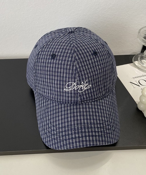 SHEPP（シープ）の「ワンポイント刺繍 チェック ベースボールキャップ（キャップ・レディース・ホワイト/ブルー/アイボリー・F）」の8枚目の写真