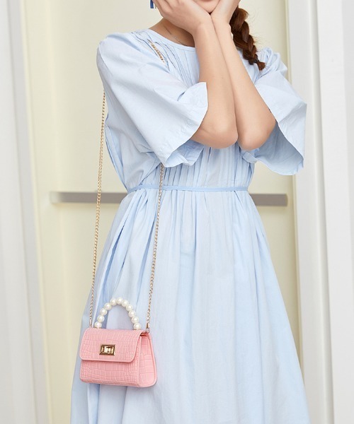 SHEPP(シープ)の「パールハンドル PVCクロコ ミニバッグ ショルダ付き(ショルダーバッグ・レディース・ピンク/レッド/ブラック/ホワイト・F)」の14枚目の写真