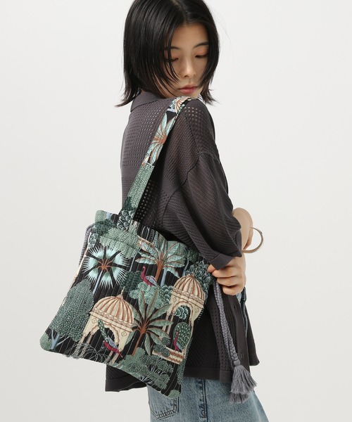 BAYFLOW（ベイフロー）の「プリントキルト巾着（トートバッグ・レディース・ブラック/ブルー・FREE）」の20枚目の写真