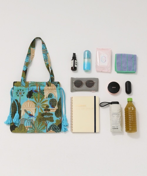 BAYFLOW（ベイフロー）の「プリントキルト巾着（トートバッグ・レディース・ブラック/ブルー・FREE）」の21枚目の写真