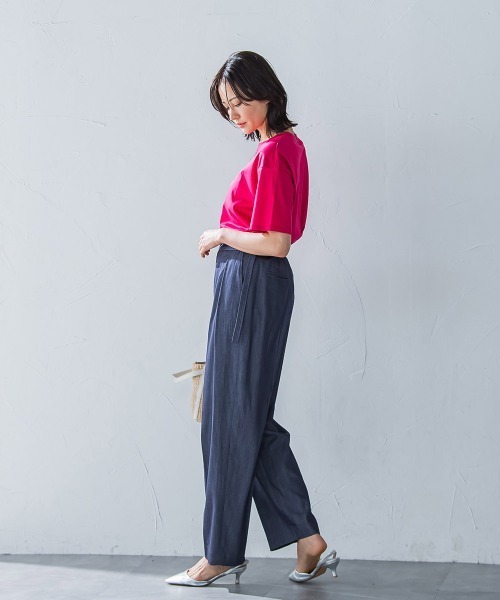 LAUTREAMONT(ロートレアモン)の「【WEB限定】【3サイズ】コットン汗じみ防止カットソー≪洗える/接触冷感≫(Tシャツ/カットソー・レディース・チャコールグレー/ホワイト/イエロー/ピンク/ベージュ/ブラック/キャメル/グリーン/ブルー/オレンジ・11号/7号/9号)」の16枚目の写真