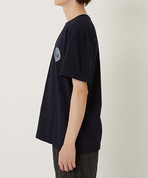 BLUE BLUE(ブルーブルー)の「CIRCLE BLUE ショートスリーブ Tシャツ(Tシャツ/カットソー・メンズ・ネイビー/ホワイト・LARGE/MEDIUM/SMALL/X-LARGE)」の7枚目の写真