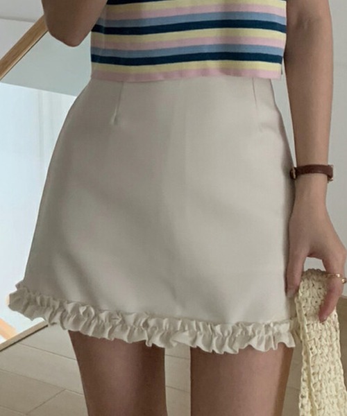DAY CLOSET（デイ クローゼット）の「レディース 韓国っぽ台形シルエットタイトフリルミニスカート（スカート・レディース・アイボリー/ブラック/グレー・S/M/L）」の4枚目の写真