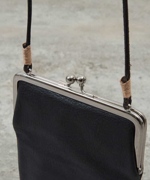 20/80(テゥエンティーエイティー)の「20/80 トゥエンティーエイティー / SHRINK LEATHER GAMAGUCHI SQUARE SHOULDER BAG シュリンクレザーがま口ショルダーバッグ / S079(ショルダーバッグ・メンズ・ブラック・FREE)」の14枚目の写真