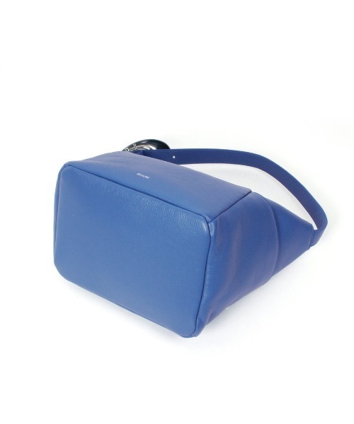 Beau're(ヴュレ)の「【BEAURE/ビュレ】Cow Leather ベルト ワンショルダー Bag(ショルダーバッグ・レディース・シルバー/サックスブルー/ブラック・FREE)」の20枚目の写真