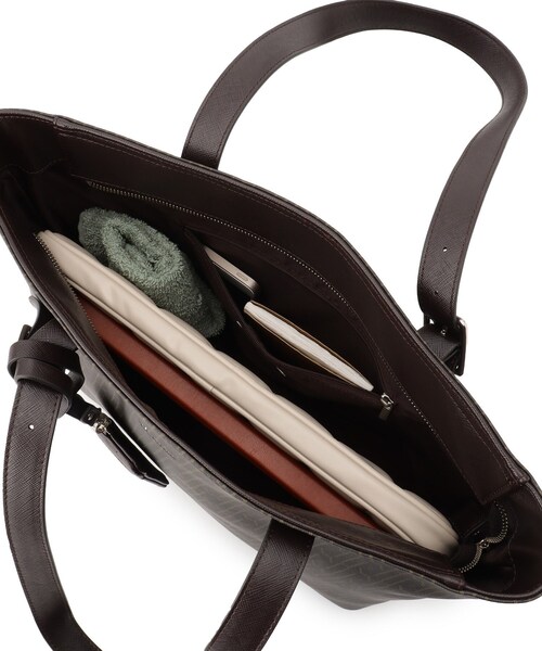 tk.TAKEO KIKUCHI（ティーケータケオキクチ）の「サフィアーノトートバッグ（パスケース付き）（トートバッグ・メンズ・ブラック/ネイビー/ブラック系1・00）」の7枚目の写真