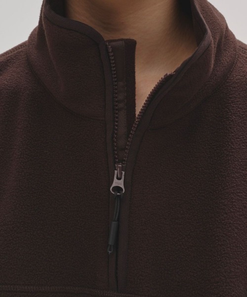 TODAYFUL（トゥデイフル）の「【TODAYFUL/トゥデイフル】Halfzip Fleece Pullover/ハーフジップフリースプルオーバー（その他トップス・レディース・ダークブラウン/ネイビー・FREE）」の8枚目の写真