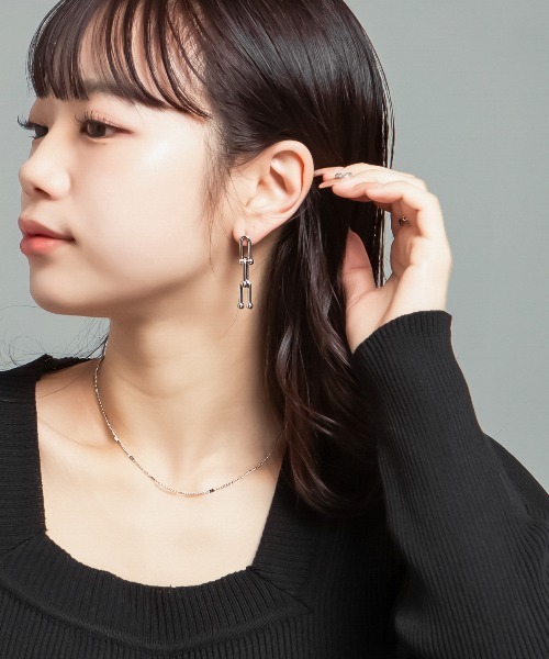 kirakiraShop(キラキラショップ)の「3連 リンク チェーン ピアス(ピアス(両耳用)・レディース・シルバー・FREE)」の6枚目の写真