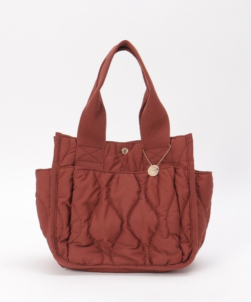 ikka（イッカ）の「【軽量】キルティング多ポケトートバッグ（トートバッグ・レディース・ワイン/ブラック/シルバーグレー/ブルー/グレー/オフホワイト・FREE）」の9枚目の写真