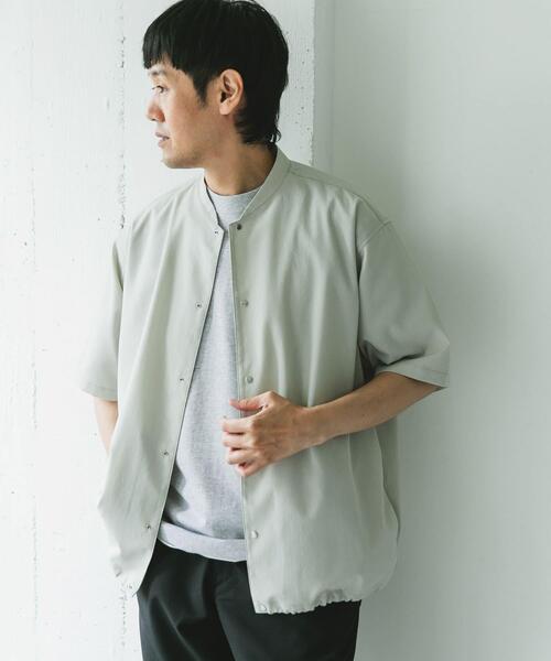 URBAN RESEARCH DOORS（アーバンリサーチドアーズ）の「『UR TECH DRYLUXE』ショートスリーブブルゾン（ブルゾン・メンズ・グリーン/ベージュ系その他/ネイビー・LARGE/X-LARGE/MEDIUM）」の8枚目の写真