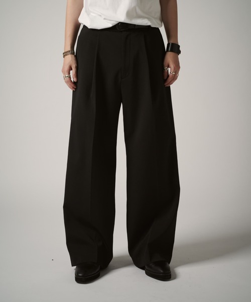 ダブルクロス タックワイドパンツ（スラックス）｜Lui's（ルイス）の