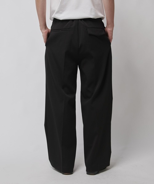 Lui's ロマンスワイドタックパンツ Lui's（ルイス）の「ロマンスワイドタックパンツ（その他パンツ）」 - WEAR