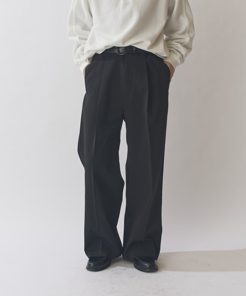 Lui's（ルイス）の「ダブルクロス タックワイドパンツ（スラックス・メンズ・アッシュグレー/ブラック/モカ・M/S）」の16枚目の写真