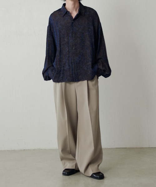 Lui's（ルイス）の「ダブルクロス タックワイドパンツ（スラックス・メンズ・アッシュグレー/ブラック/モカ・M/S）」の15枚目の写真