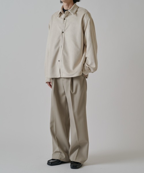 Lui's（ルイス）の「ダブルクロス タックワイドパンツ（スラックス・メンズ・アッシュグレー/ブラック/モカ・M/S）」の19枚目の写真