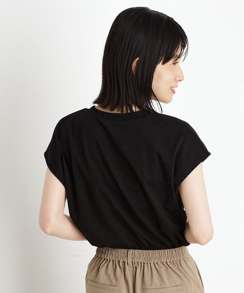 THE SHOP TK (ザ ショップ ティーケー )の「合皮パイピングフレンチTシャツ【洗える】(Tシャツ/カットソー・レディース・オフホワイト/ブラウン系/ブラック・13/12)」の8枚目の写真
