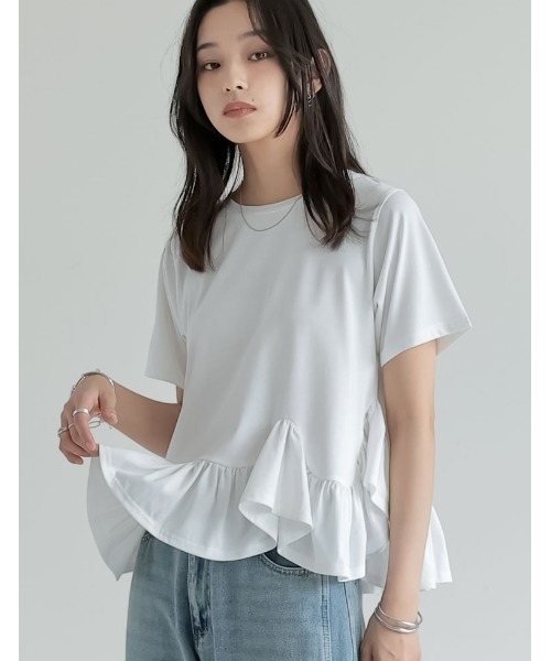 Re:EDIT（リエディ）の「[接触冷感][UVカット]コットン天竺フリルヘムTシャツ（Tシャツ/カットソー・レディース・ホワイト/ブラック・MEDIUM/LARGE）」の5枚目の写真