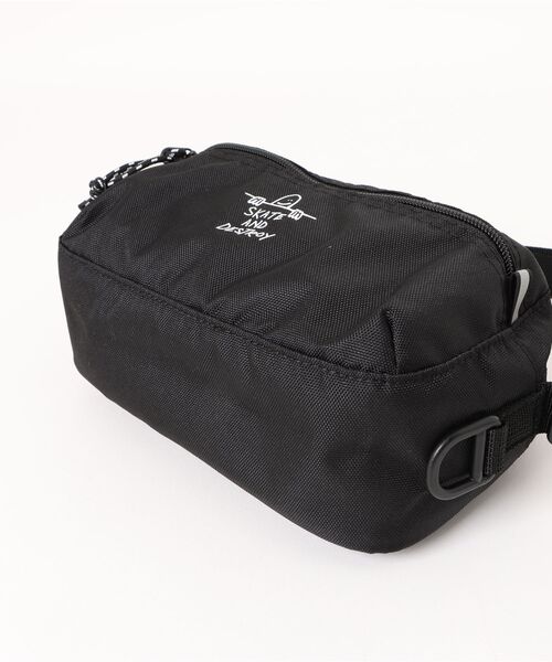 THRASHER（スラッシャー）の「【THRASHER/スラッシャー】Mini Shoulder Pouch＜ヨコ＞　撥水加工　ブランドロゴ　ショルダーバッグ　ウエストボディバッグ（ショルダーバッグ・メンズ・ブラック/ブラック系その他/ブラック×ホワイト・FREE）」の6枚目の写真
