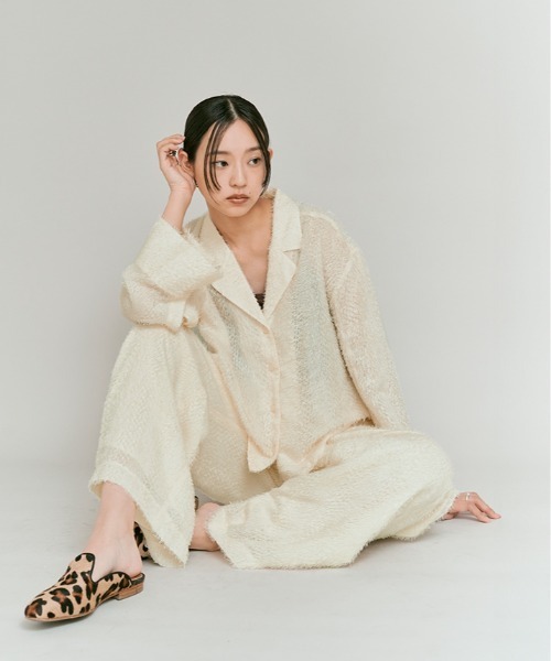 W:Huku（フーク）の「フェザーヤーン ハイウエスト タック イージーパンツ / Feather Yarn High-Waisted Tuck Pants（その他パンツ・レディース・ブラック/アイボリー・M/L）」の17枚目の写真