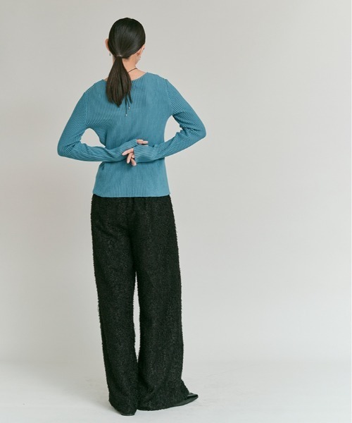 W:Huku（フーク）の「フェザーヤーン ハイウエスト タック イージーパンツ / Feather Yarn High-Waisted Tuck Pants（その他パンツ・レディース・ブラック/アイボリー・M/L）」の10枚目の写真