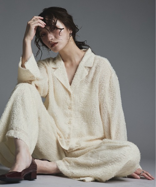 W:Huku（フーク）の「フェザーヤーン ハイウエスト タック イージーパンツ / Feather Yarn High-Waisted Tuck Pants（その他パンツ・レディース・ブラック/アイボリー・M/L）」の6枚目の写真