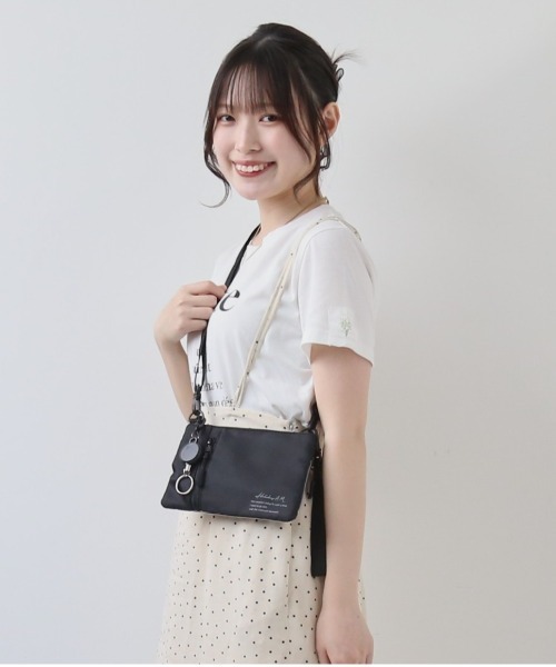 BACKYARD FAMILY(バックヤードファミリー)の「Holiday A.M. KB156 ワンマイル ネックサコッシュ(ショルダーバッグ・レディース・ネイビー/カーキ/グレー/ブラック・FREE)」の13枚目の写真