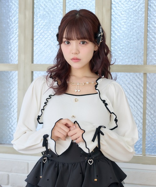 ROJITA(ロジータ)の「リボンチェーン付きボレロドッキングニット(ニット/セーター・レディース・ホワイト/ピンク/ブラック・FREE)」の10枚目の写真