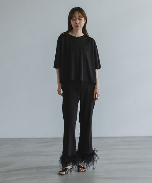 Noble(ノーブル)の「ELENI/エルニ トリアセテートサテンTシャツ(Tシャツ/カットソー・レディース・ホワイト/ブラック・FREE)」の4枚目の写真