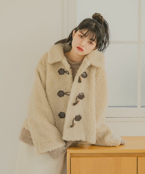 【新品未使用】REMOON ラメボアスタンドジャケット REMOON（リムーン）の「ラメボアスタンドジャケット（その他アウター