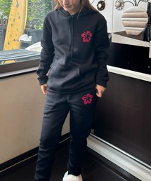 Loco Ocean（ロコオーシャン）の「ハイビスカスロゴ パーカー ジョガーパンツ セットアップ（セットアップ）」