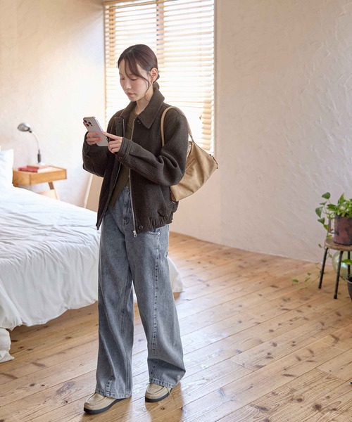 CHAN ME(チャンミ)の「サイド切替ワイドデニムパンツ(デニムパンツ・レディース・ブラック/ネイビー/ライトブルー・LARGE/MEDIUM/SMALL)」の9枚目の写真