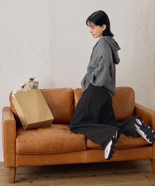 CHAN ME(チャンミ)の「サイド切替ワイドデニムパンツ(デニムパンツ・レディース・ブラック/ネイビー/ライトブルー・LARGE/MEDIUM/SMALL)」の17枚目の写真