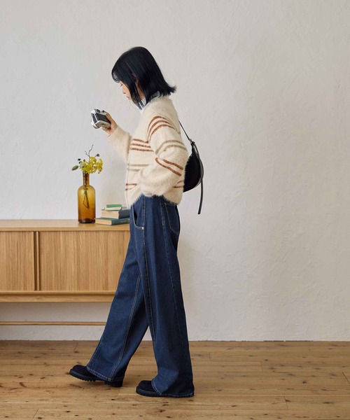 CHAN ME(チャンミ)の「サイド切替ワイドデニムパンツ(デニムパンツ・レディース・ブラック/ネイビー/ライトブルー・LARGE/MEDIUM/SMALL)」の19枚目の写真