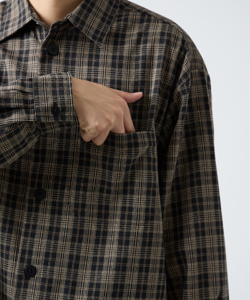 B.C STOCK（ベーセーストック）の「クロップド チェックワークシャツ（シャツ/ブラウス・メンズ・ホワイト/ブラウン/ブラック・LARGE/MEDIUM）」の20枚目の写真