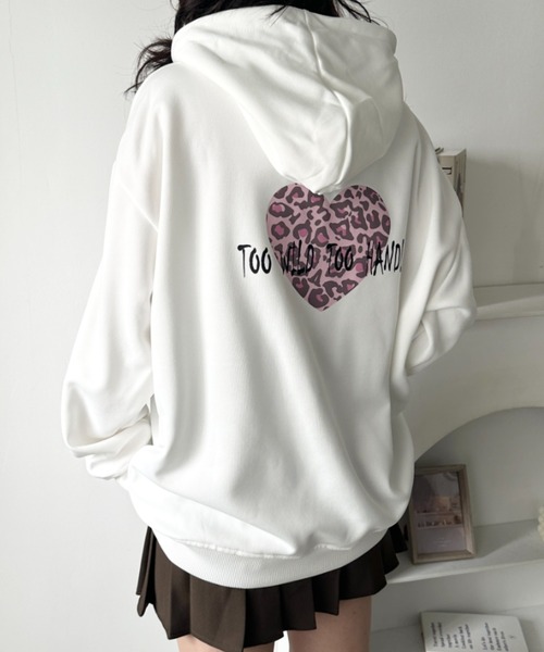 wears(ウェアーズ)の「オーバーサイズプリントスウェットプルパーカー フーディー(パーカー・レディース・その他1/その他8/その他9/その他6/その他12/その他7/その他4/その他10/その他11/その他5/その他3/その他2・FREE)」の7枚目の写真
